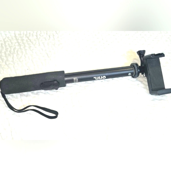 Onn Black Selfie Stick - Picture 1 of 10